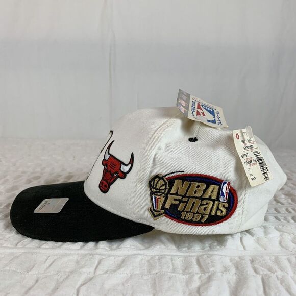 Chicago Bulls 1997 NBA Finals Champions Authentic Snapback Hat NWT Last Dance - Picture 3 of 11